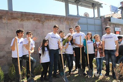 Synopsys Armenia Students Plant Another 50 Trees 