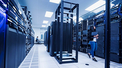 Solving Signal & Power Issues in High-Speed Data Centers 