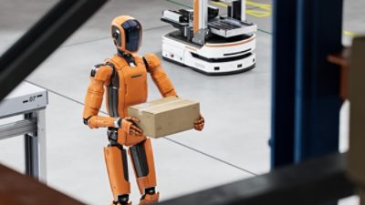 physical-ai-robot-warehouse-image